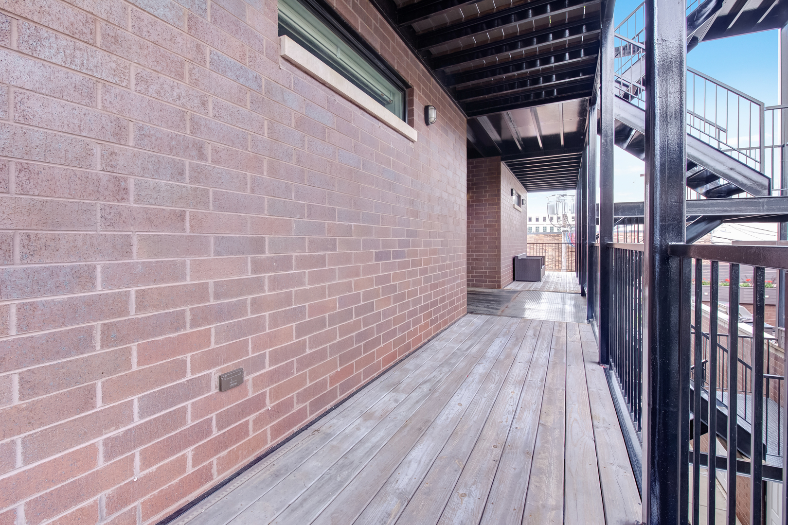 843 West Fletcher Street, Unit 2W Chicago, IL 60657 - Photo 21 of 23