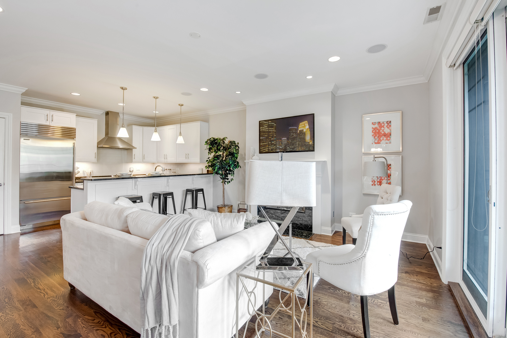843 West Fletcher Street, Unit 2W Chicago, IL 60657 - Photo 7 of 23