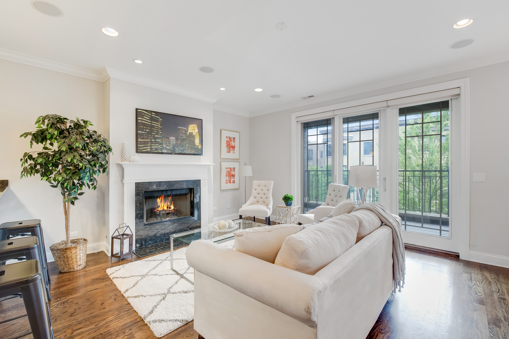 843 West Fletcher Street, Unit 2W Chicago, IL 60657 - Photo 8 of 23
