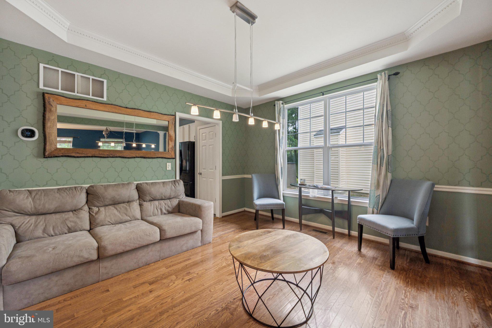 724 Wagner Farm Road Millersville, MD 21108 - Photo 4 of 36