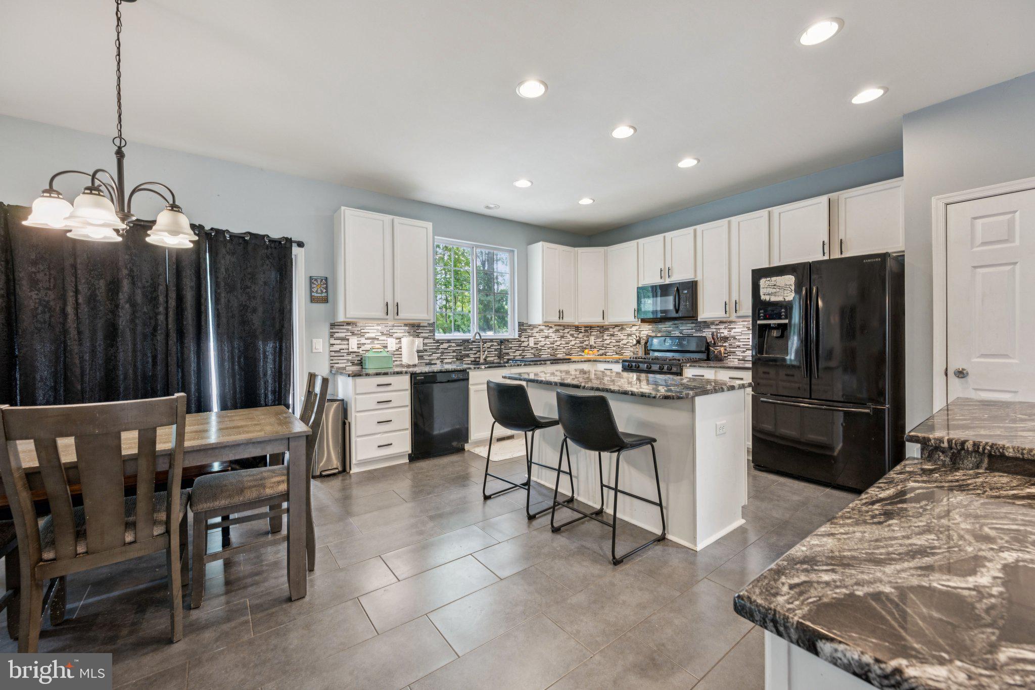 724 Wagner Farm Road Millersville, MD 21108 - Photo 8 of 36