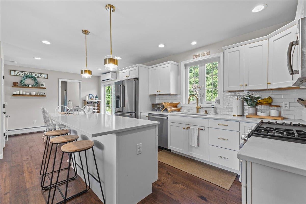 92 Reynolds Road Grand Isle, VT 05458 - Photo 10 of 60