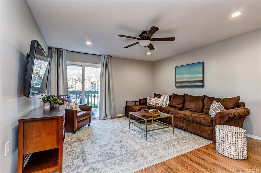 4936 Sardis Road, Unit C Charlotte, NC 28270 - Photo 3 of 30