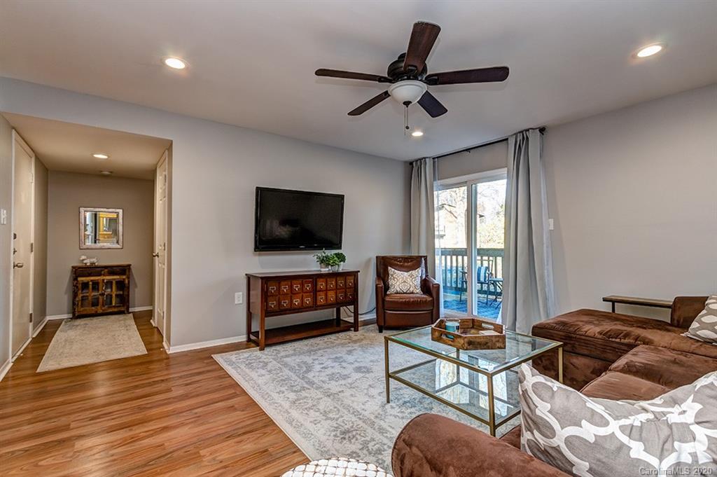 4936 Sardis Road, Unit C Charlotte, NC 28270 - Photo 4 of 30