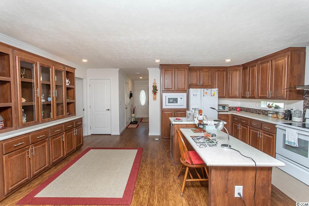 278 Walden Lake Road Conway, SC 29526 - Photo 7 of 35 Gallery Image 7