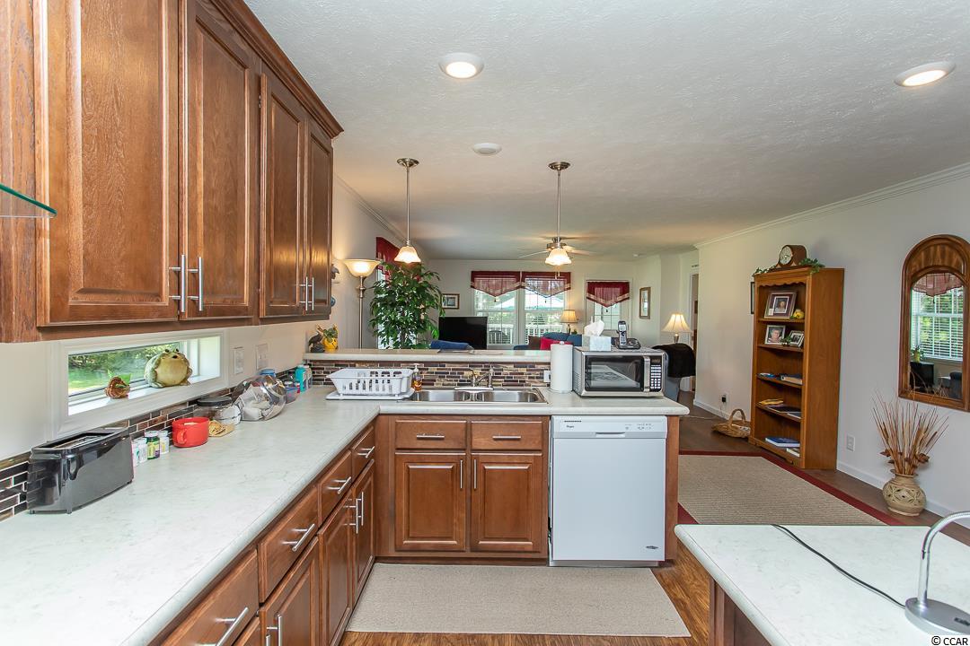 278 Walden Lake Road Conway, SC 29526 - Photo 8 of 35 Gallery Image 8