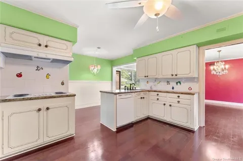 $400,000 | 200 Griffith Street, Lake Charles, LA 70601