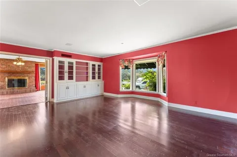 $400,000 | 200 Griffith Street, Lake Charles, LA 70601