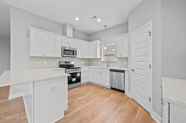 $321,500 | 2324 Rhinestone Drive, Winterville, NC 28590