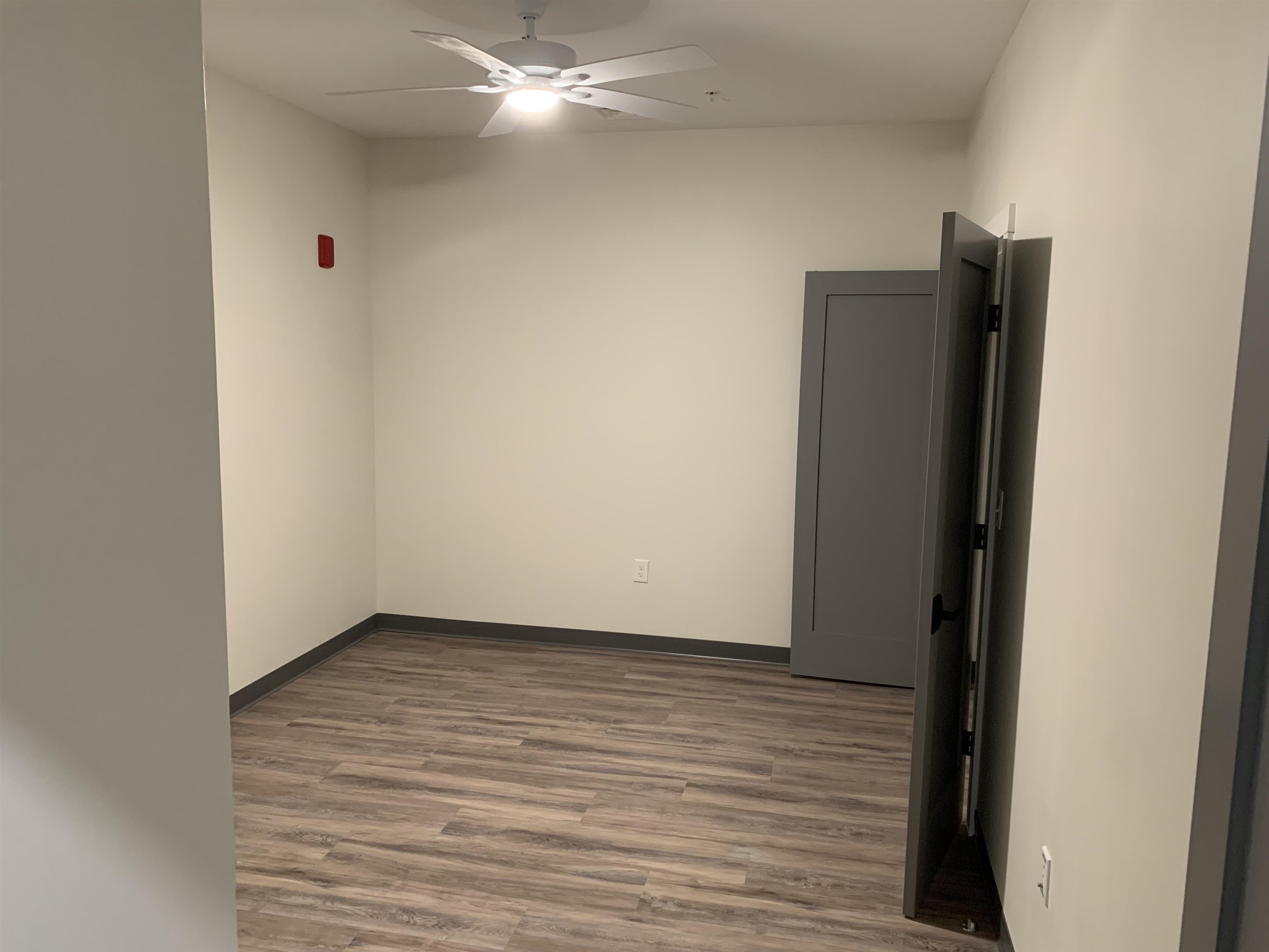 1217 Elm Street, Unit 211 Manchester, NH 03101 - Photo 7 of 9