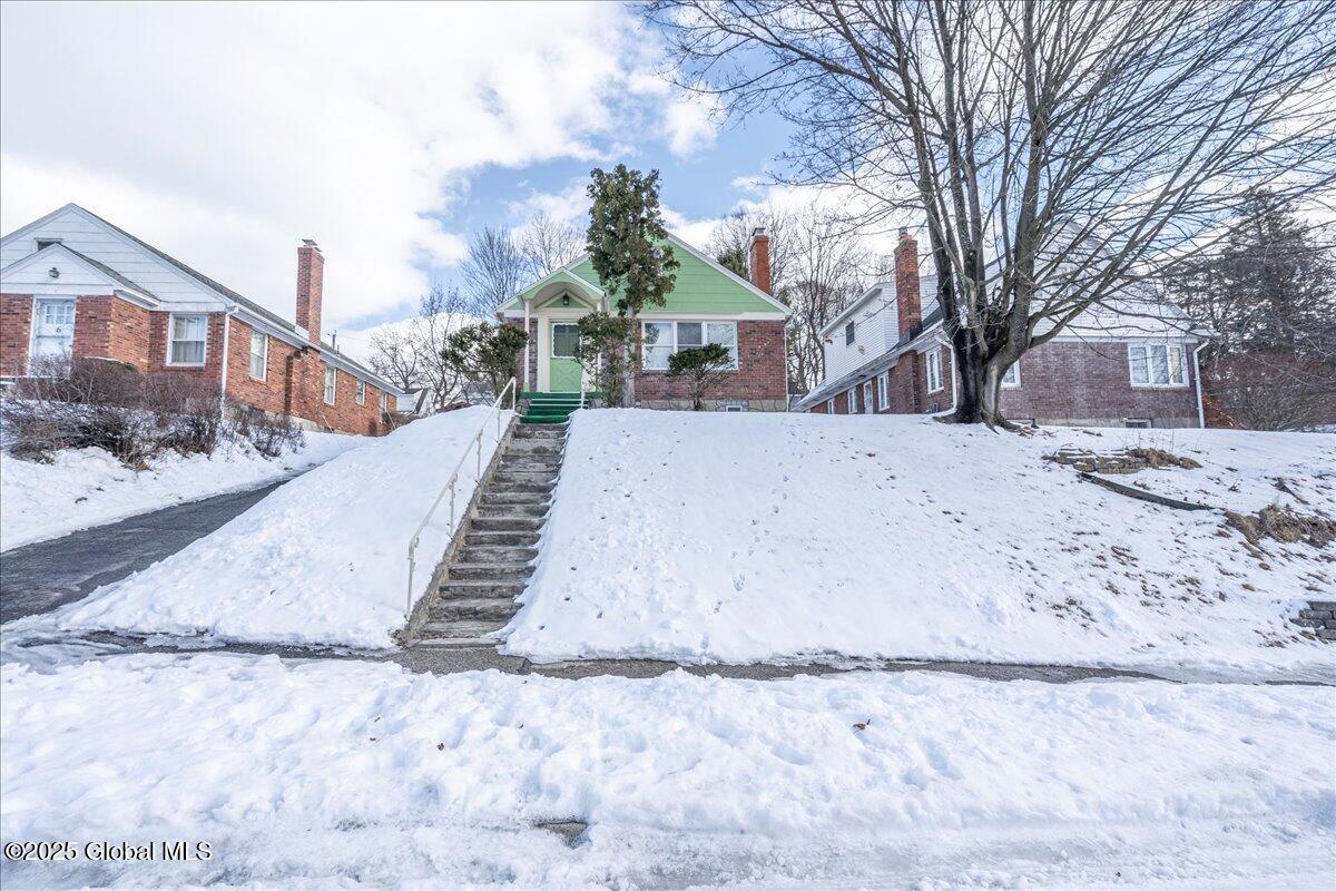 4 Centerview Drive Troy, NY 12180 - Photo 3 of 40 03-4 CENTERVIEW-40