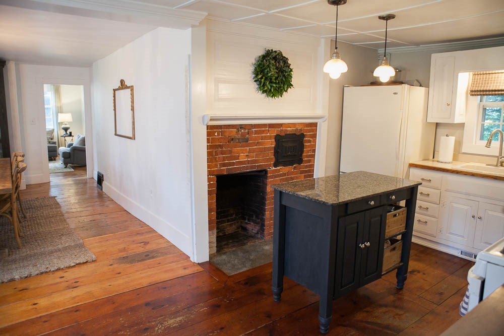 112 Chester Street Chester, NH 03036 - Photo 12 of 39