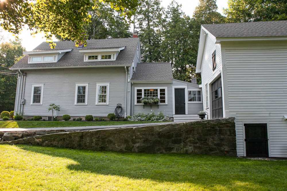 112 Chester Street Chester, NH 03036 - Photo 8 of 39