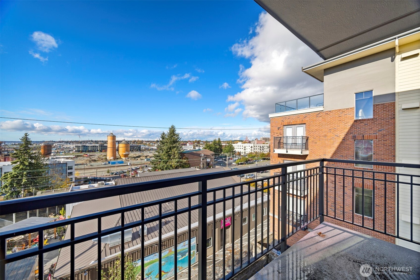 1015 Railroad Avenue, Unit 418 Bellingham, WA 98225 - Photo 20 of 23 a view of city from a balcony