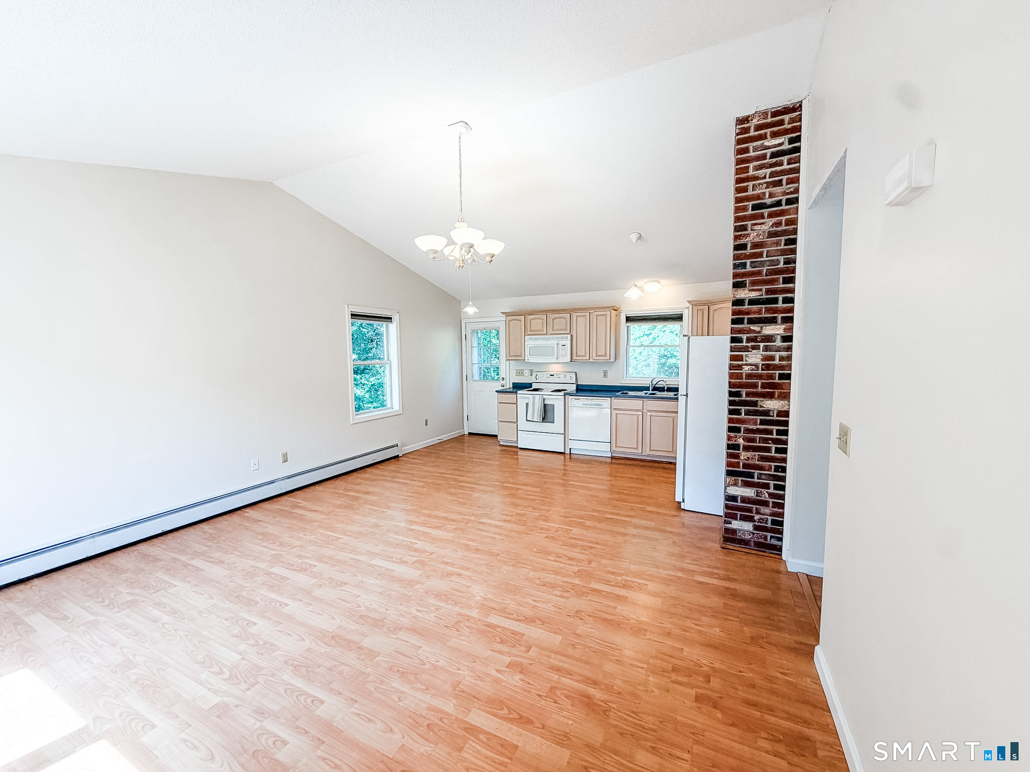 19 Nelson Street Brooklyn, CT 06234 - Photo 8 of 21