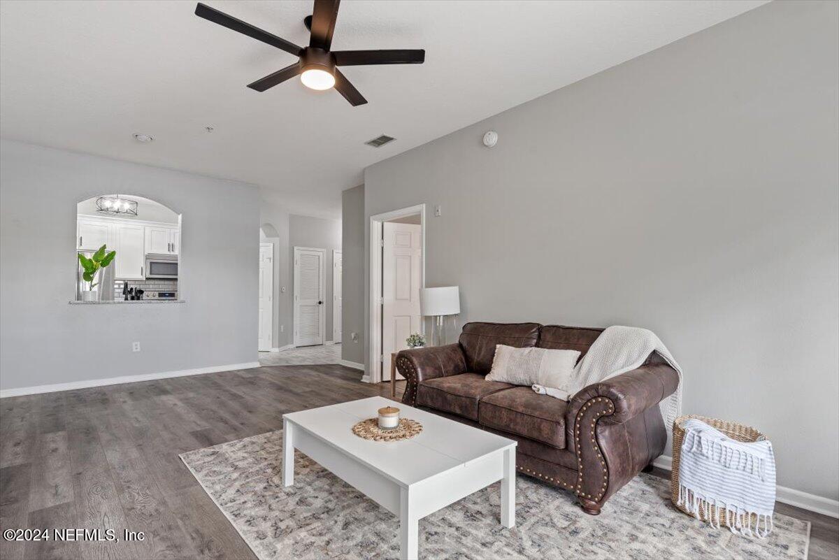 10550 Baymeadows Road, Unit 505 Jacksonville, FL 32256 - Photo 8 of 42 11-FULL-003