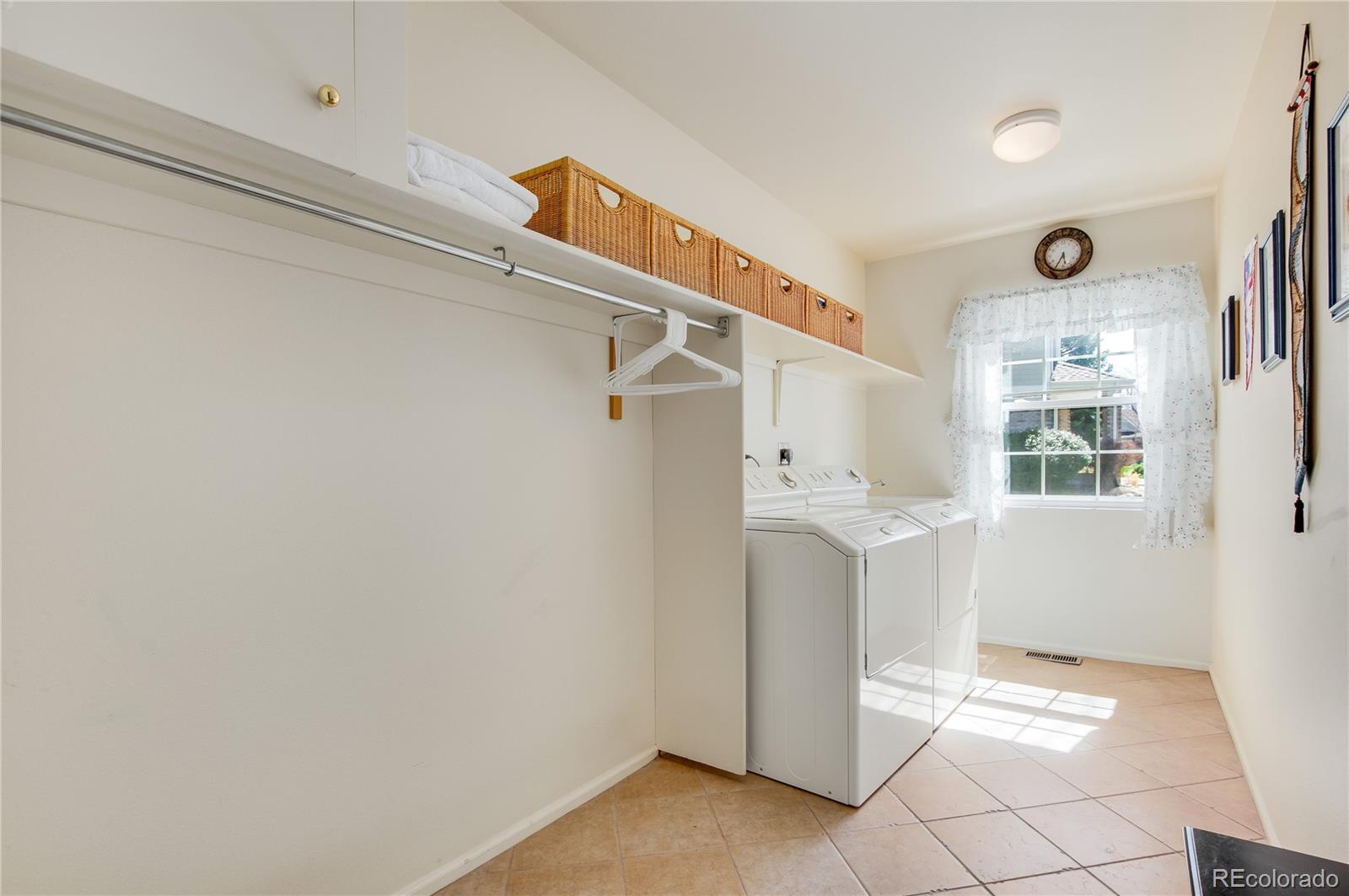 9034 Arrow Grass Way Highlands Ranch, CO 80126 - Photo 23 of 40 Gallery Image 23