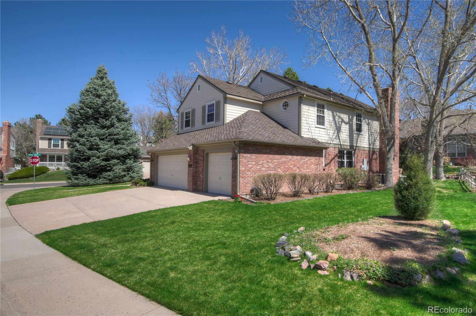 9034 Arrow Grass Way Highlands Ranch, CO 80126 - Photo 4 of 40 Gallery Image 4