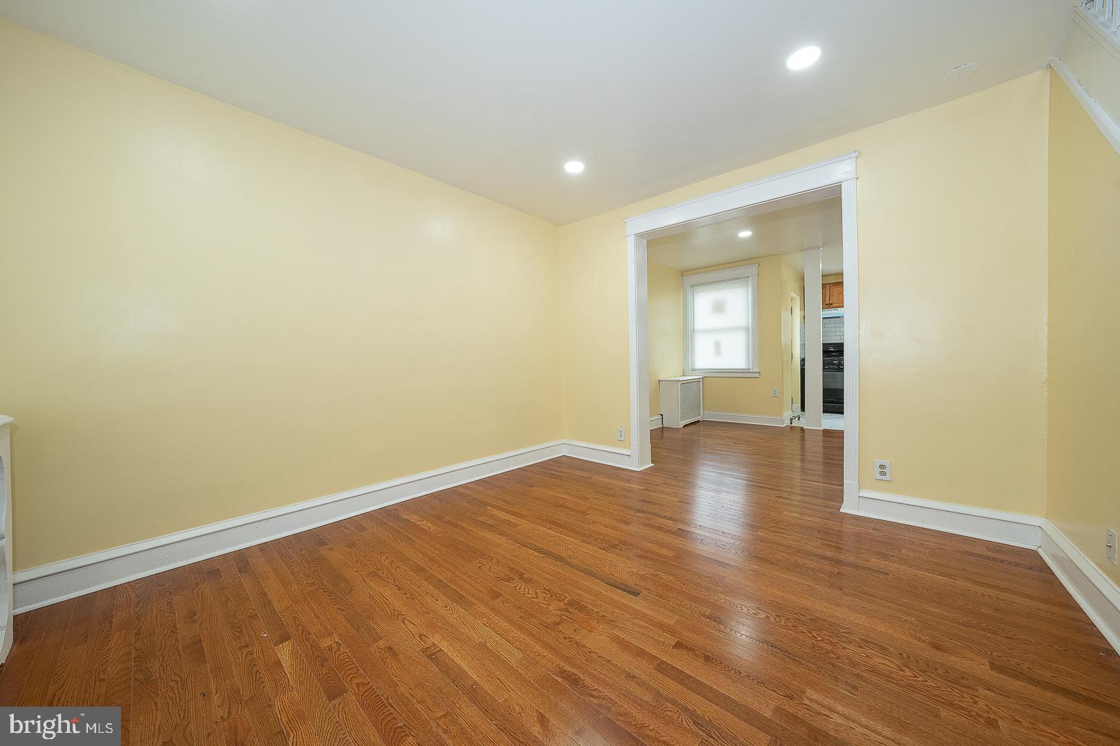 575 Timberlake Road Upper Darby, PA 19082 - Photo 5 of 42
