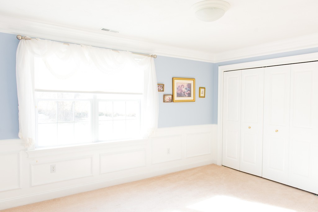 46 Douglas Road Sutton, MA 01590 - Photo 22 of 30