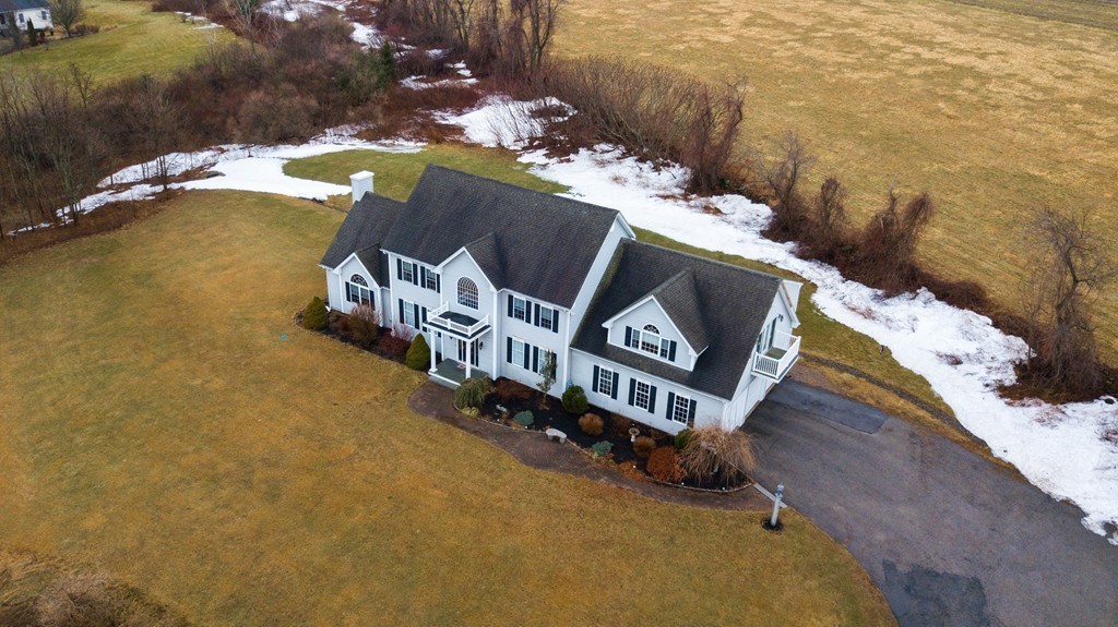 46 Douglas Road Sutton, MA 01590 - Photo 3 of 30