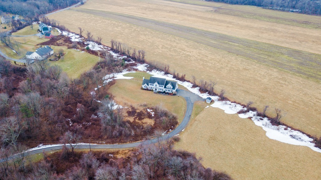 46 Douglas Road Sutton, MA 01590 - Photo 5 of 30