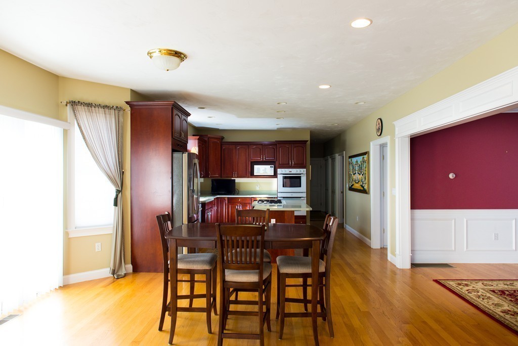 46 Douglas Road Sutton, MA 01590 - Photo 9 of 30