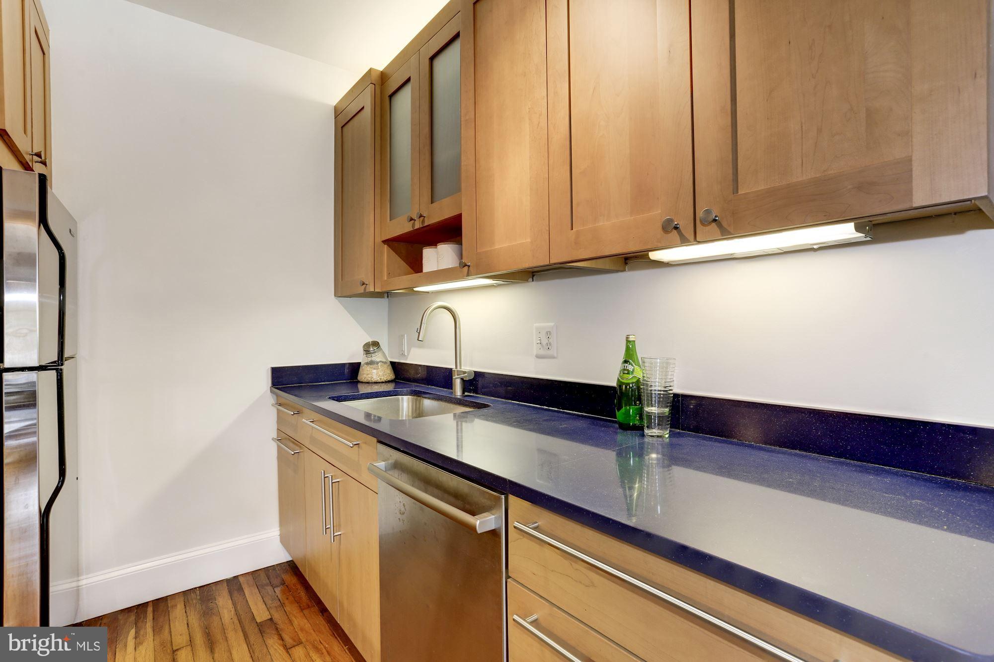 2032 Belmont Road Northwest, Unit 623 Washington, DC 20009 - Photo 27 of 39
