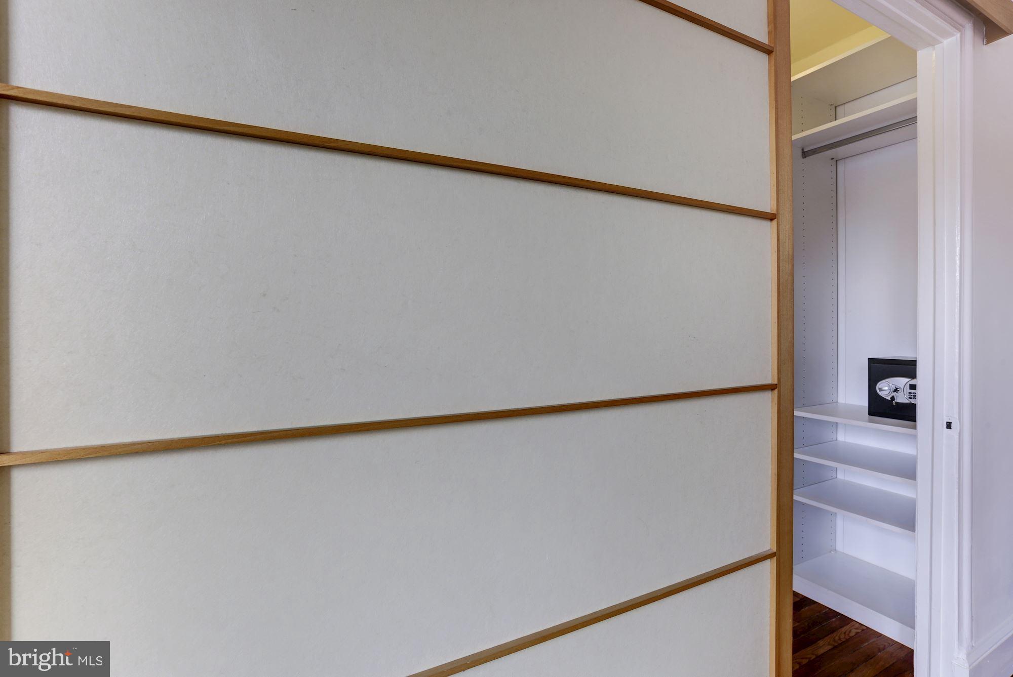 2032 Belmont Road Northwest, Unit 623 Washington, DC 20009 - Photo 30 of 39