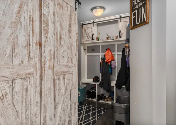 $419,900 | 1802 Oxford Way, Joliet, IL 60431