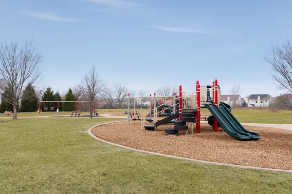 $419,900 | 1802 Oxford Way, Joliet, IL 60431