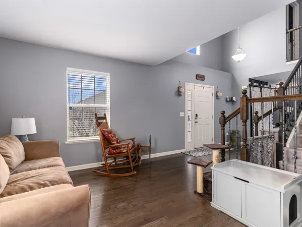 $419,900 | 1802 Oxford Way, Joliet, IL 60431