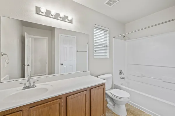$1,950 | 711 Sugar Brook Drive, Temple, TX 76502