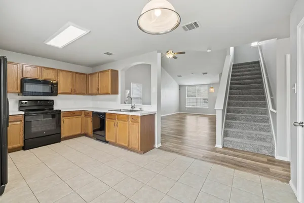 $1,950 | 711 Sugar Brook Drive, Temple, TX 76502
