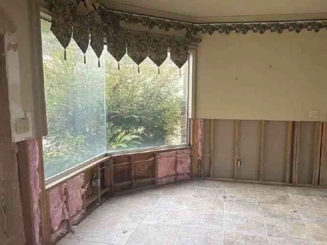 $318,000 | 46 Kingwood Greens Drive, Kingwood, TX 77339