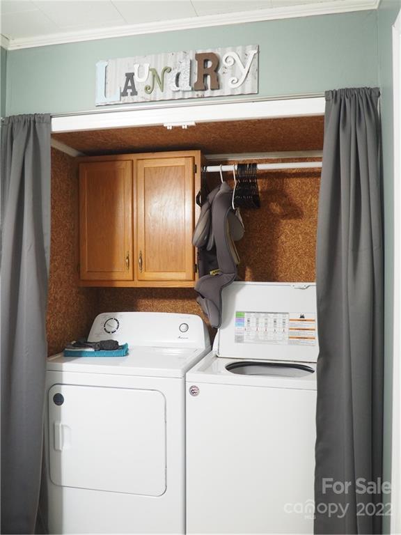 439 North Main Street Rutherfordton, NC 28139 - Photo 23 of 33 a utility room with dryer and washer
