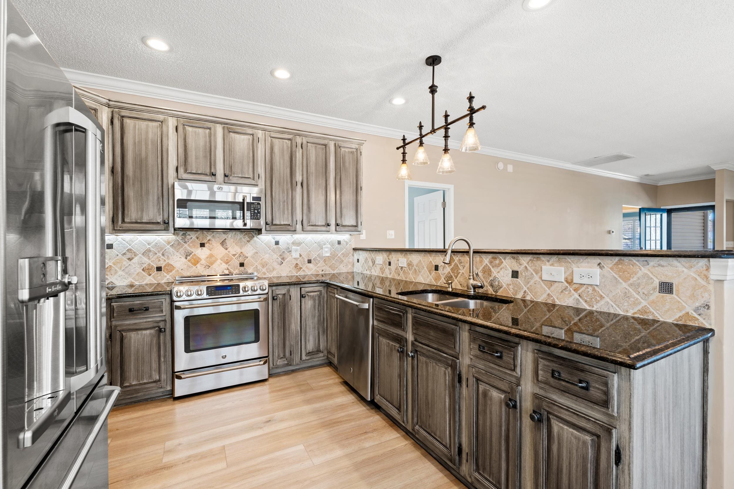 1019 Hickory Drive Surfside Beach, SC 29575 - Photo 11 of 46