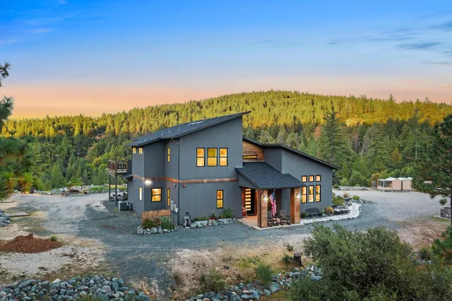 $1,850,000 | 29115 Secret Town Road, Colfax, CA 95713