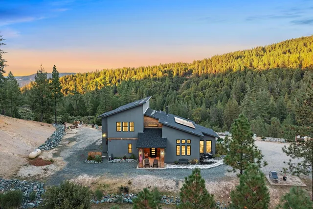 $1,850,000 | 29115 Secret Town Road, Colfax, CA 95713