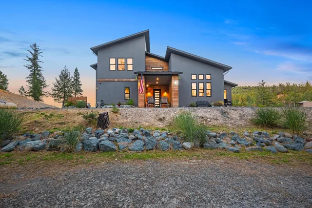 $1,850,000 | 29115 Secret Town Road, Colfax, CA 95713