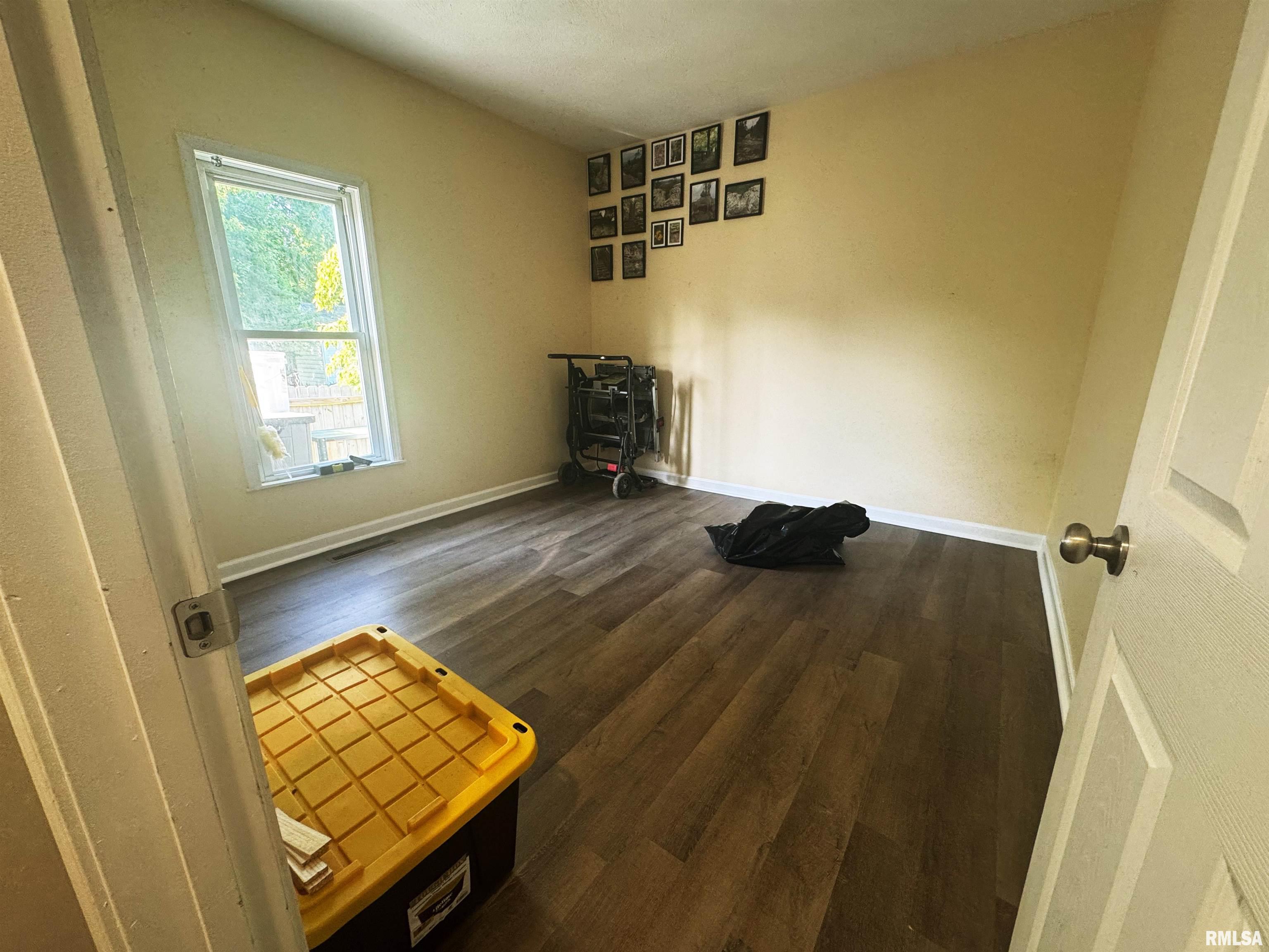 409 West Monroe Street Herrin, IL 62948 - Photo 12 of 24