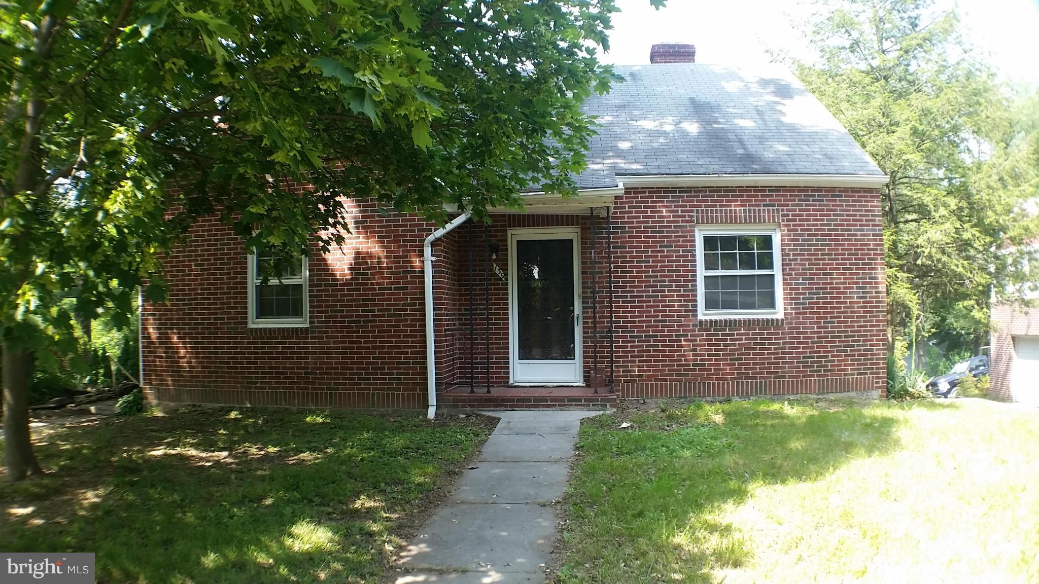 Exterior (Front)