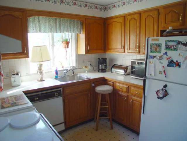 173 Menand Road Colonie, NY 12211 - Photo 4 of 6 Photo 4