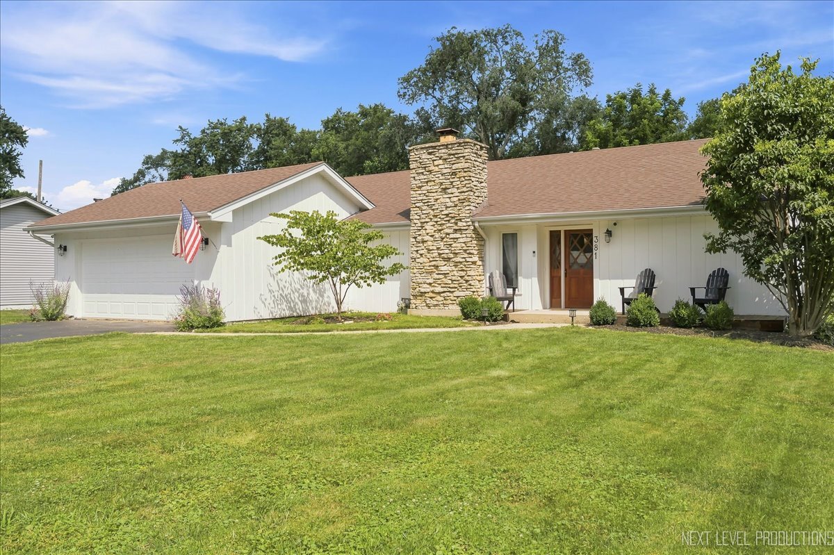 381 Orion Road Batavia, IL 60510 - Photo 2 of 30