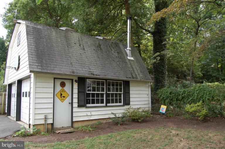Garage 1