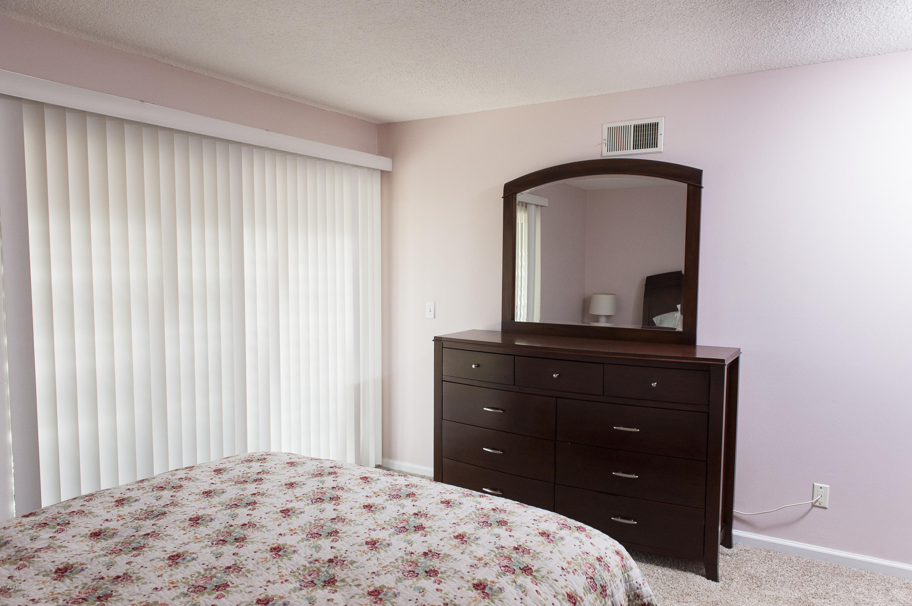 2640 Ericson Place Simi Valley, CA 93065 - Photo 16 of 32 20171004_2640_Ericson_042