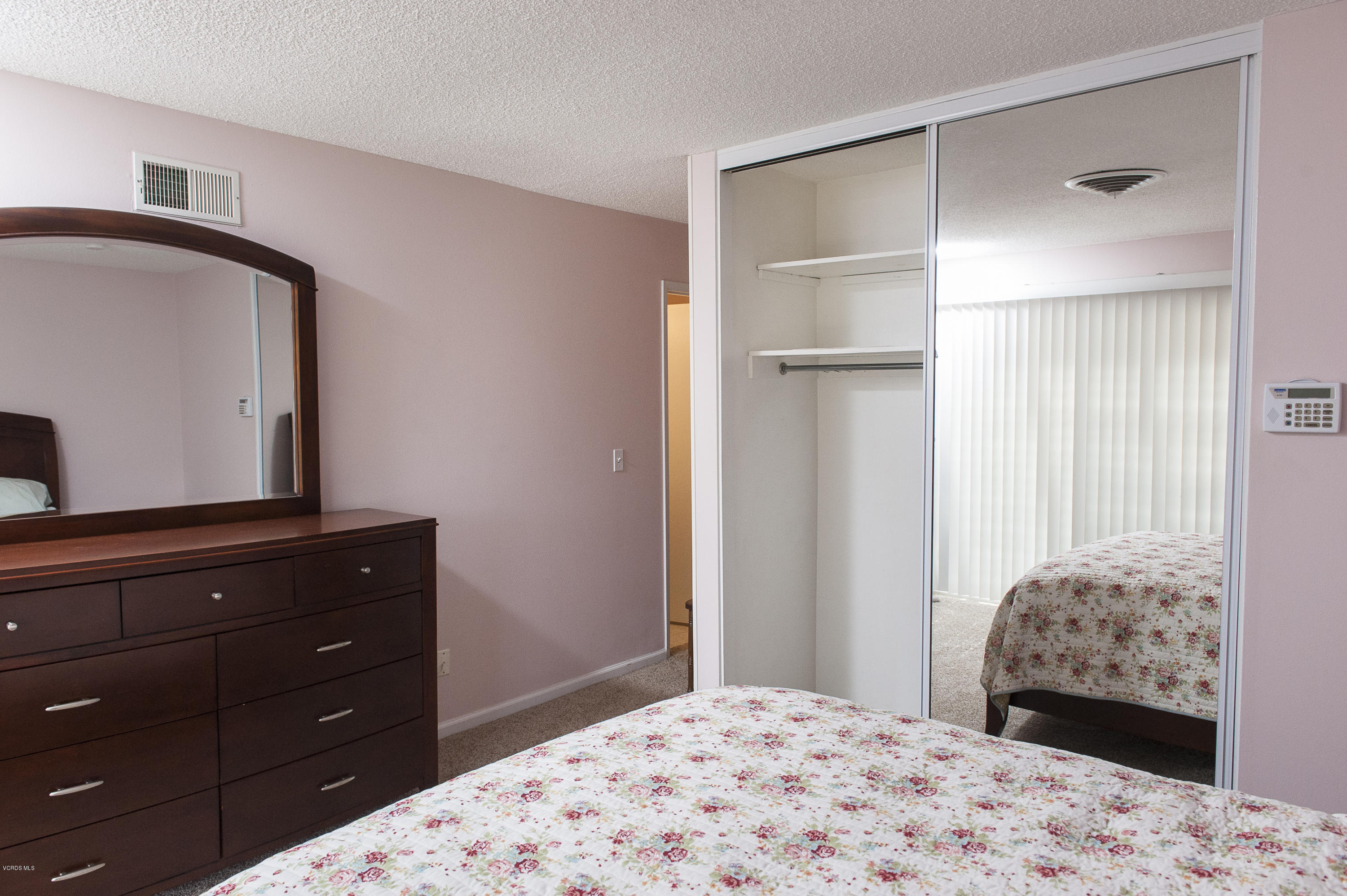 2640 Ericson Place Simi Valley, CA 93065 - Photo 17 of 32 20171004_2640_Ericson_041