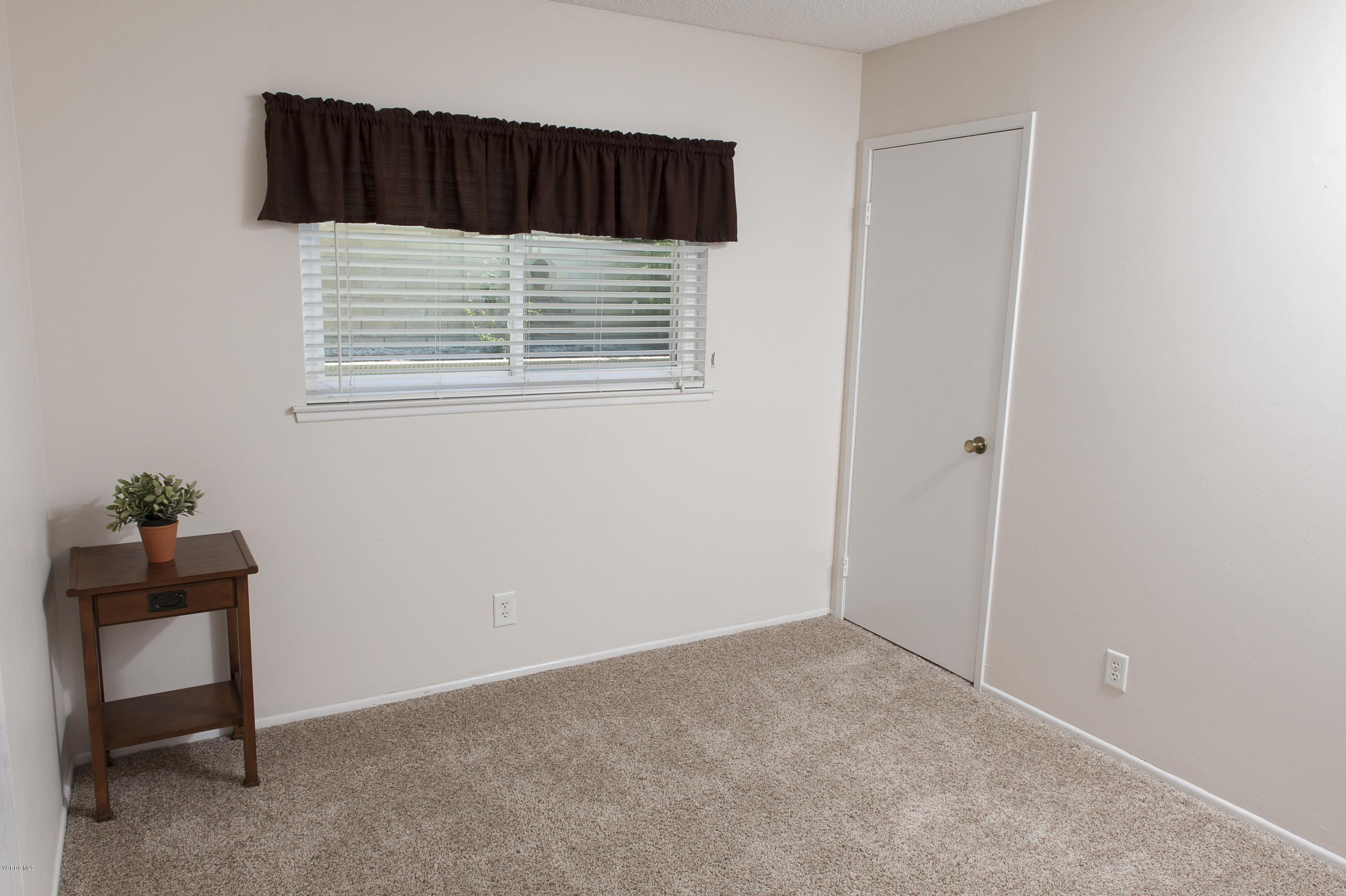 2640 Ericson Place Simi Valley, CA 93065 - Photo 23 of 32 20171004_2640_Ericson_009