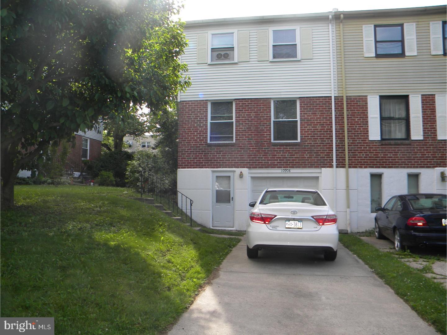 10908 Knights Road Philadelphia, PA 19154 - Photo 1 of 24