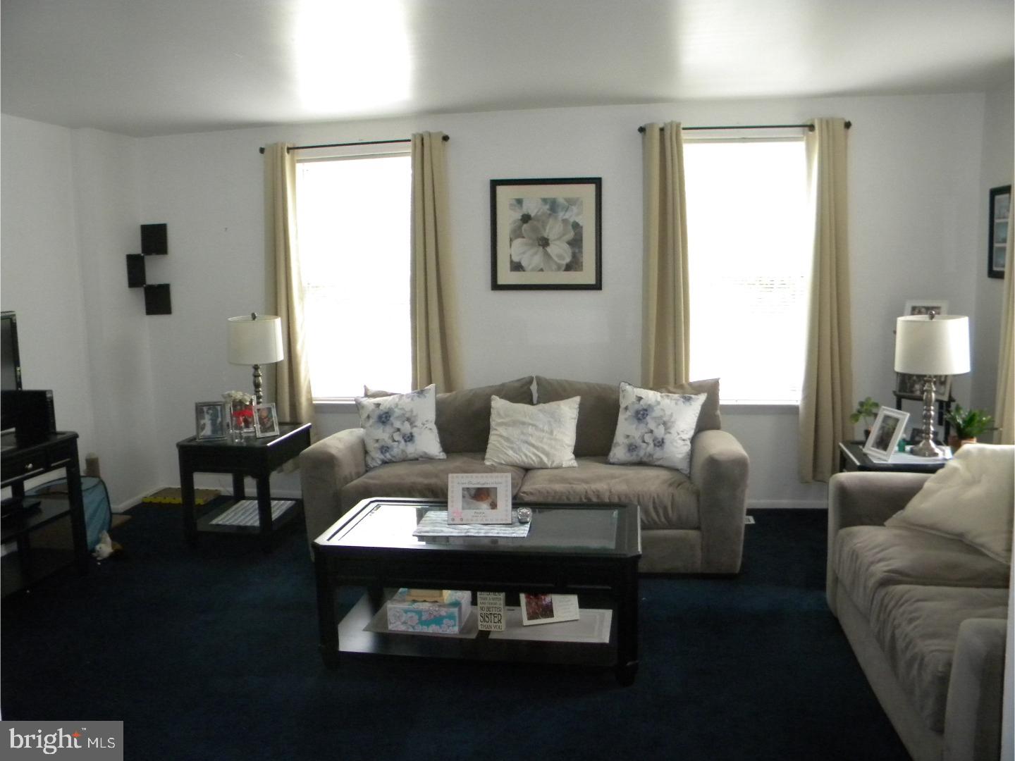 10908 Knights Road Philadelphia, PA 19154 - Photo 2 of 24